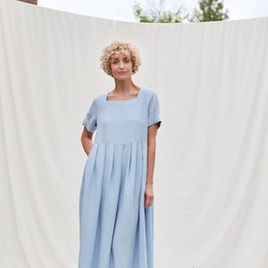 Sky blue linen square neck dress SANTA / OFFON CLOTHING