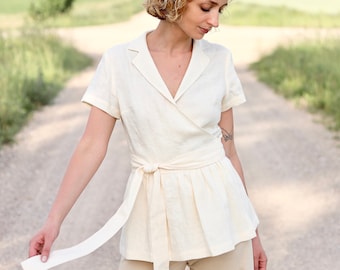 Blusa de lino cruzada con volantes / OFFON CLOTHING