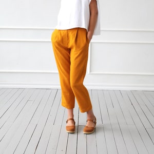 Classic cropped linen pants in mustard color / OFFON CLOTHING