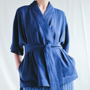Loose linen jacket in navy blue / OFFON CLOTHING