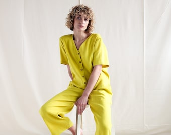 Linen V-neck jumpsuit / OFFON CLOTHING