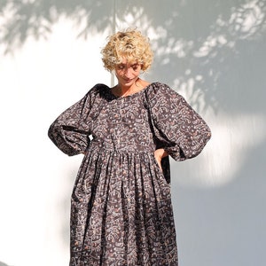 Reversible oversized vintage chain print dress FOREVER HEIRLOOM OFFON Clothing image 1