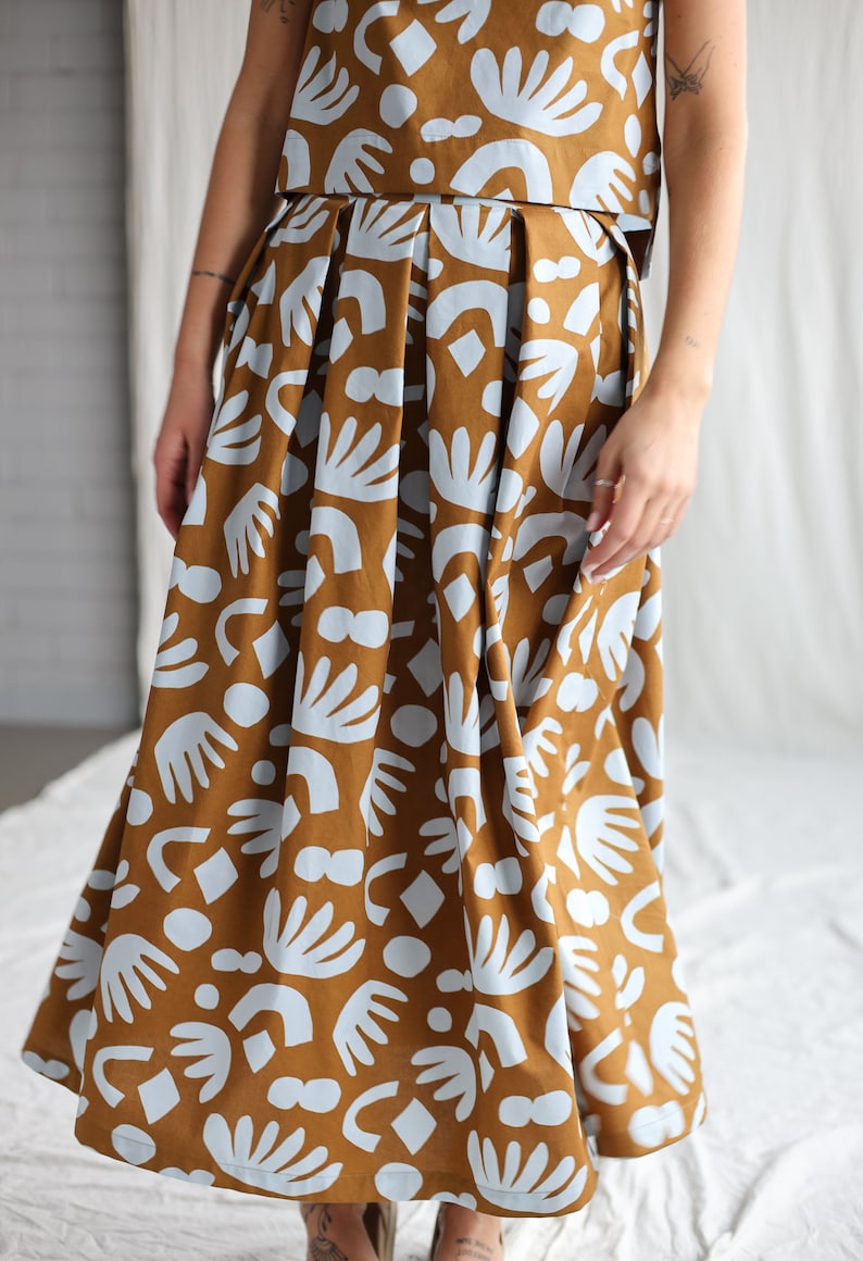 Abstract print cotton pleated skirt OFFON CLOTHING image 8