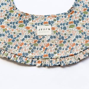 Detached collar made in a floral Tana Lawn cotton OFFON CLOTHING image 4