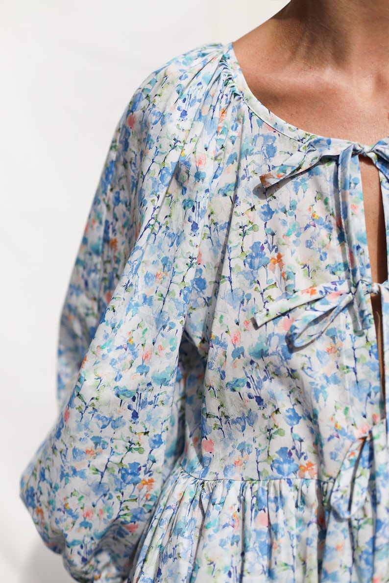 Wendbares, übergroßes Sommerkleid mit Blumendruck INKY FIELDS OFFON Clothing Bild 9