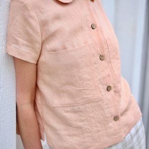 Linen short sleeve shirts in almost apricot / OFFON CLOTHING image 5