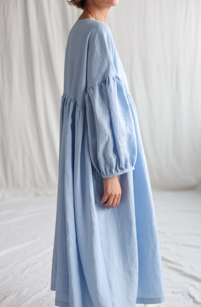 Robe bleu ciel en lin surdimensionnée à manches volumineuses GRETA OFFON CLOTHING image 6
