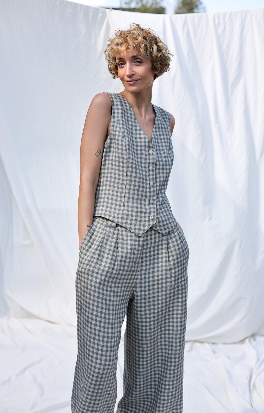 Inserch Classic Linen Vest V660-00006 Oatmeal main image 1