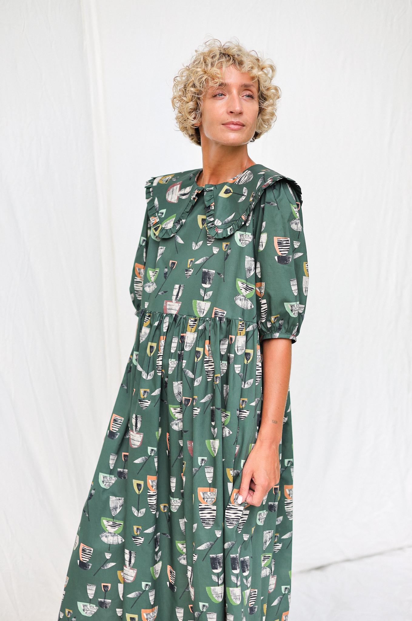Loose Puritan Collar Puffy Sleeves Dress in Green Josie Abstract Print