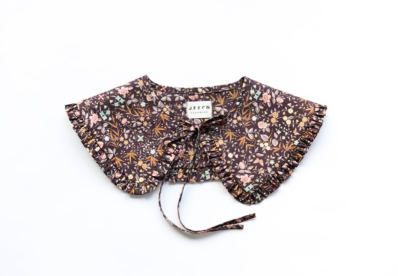 Detached collar made in a floral Piccadilly poplin OFFON CLOTHING image 6