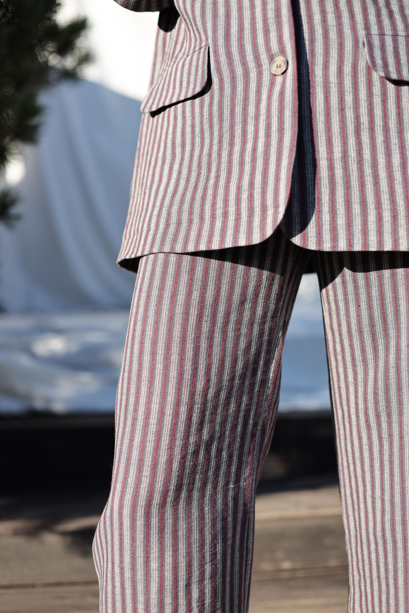 ヴィンテージカットのエクスクルーシブなジャカードリネンパンツ