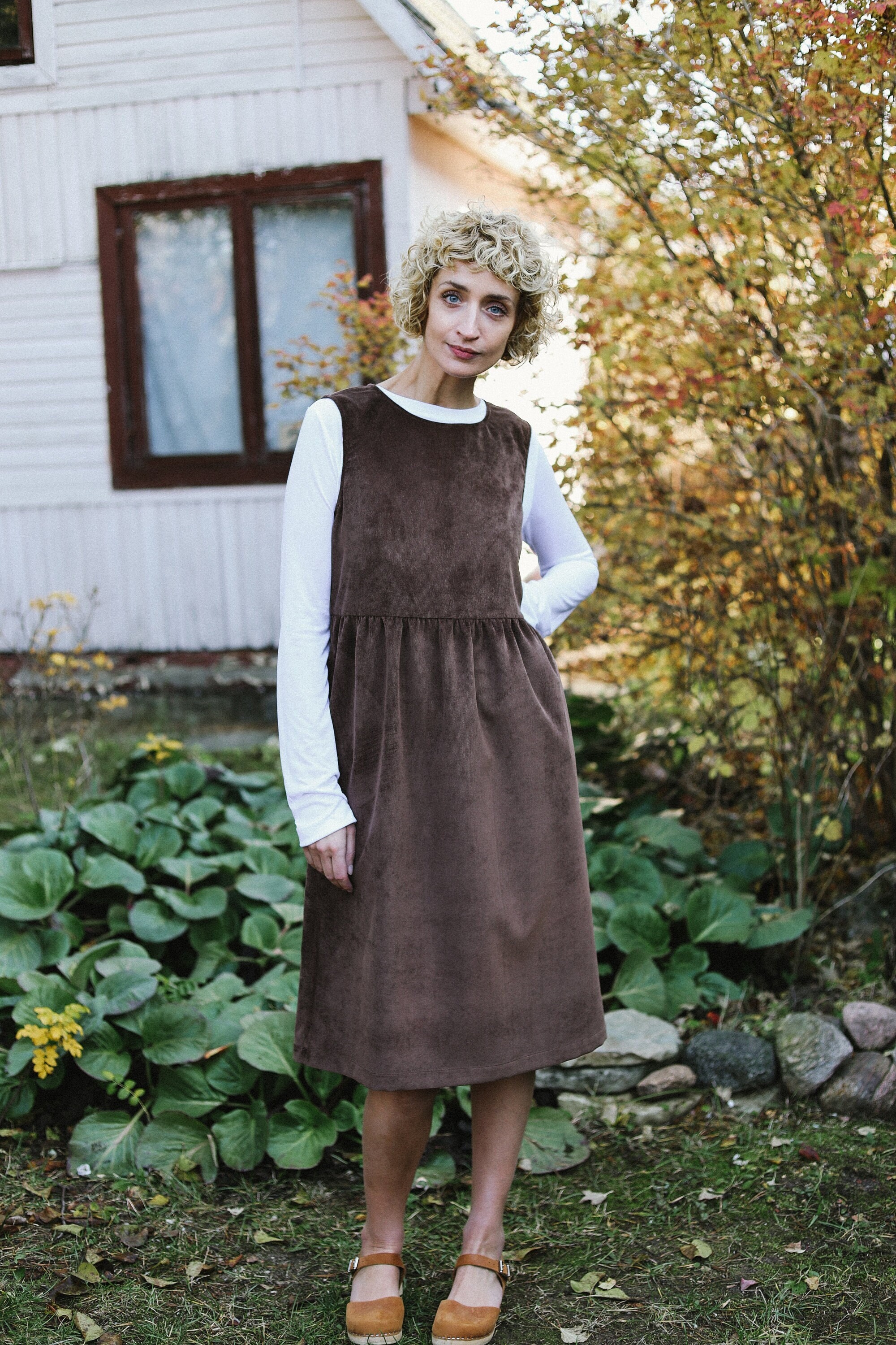 sleeveless smock