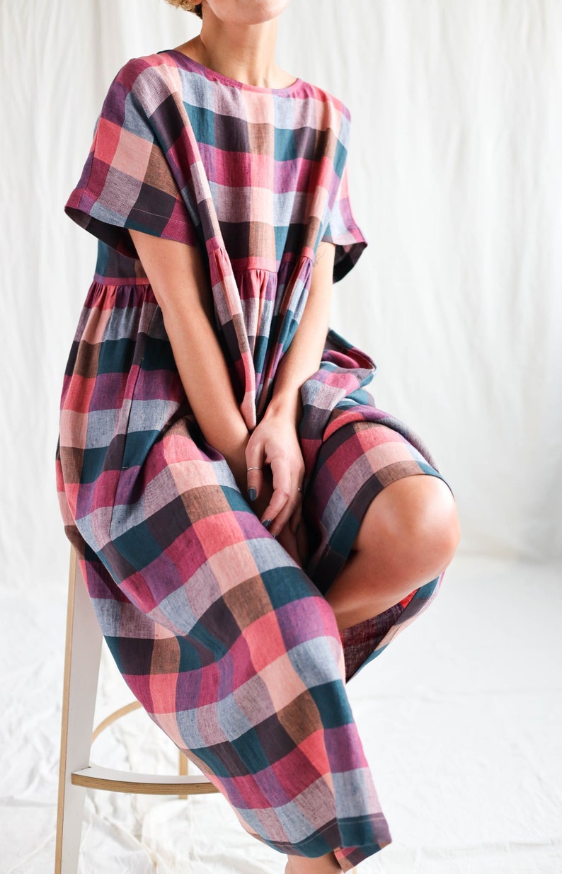 Oversize linen dress in checks SILVINA OFFON CLOTHING image 2