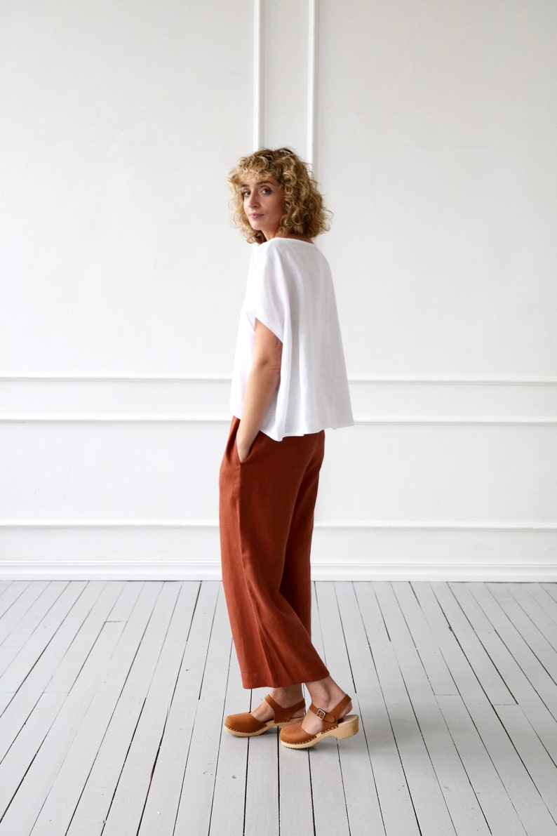 Wide leg linen culottes in redwood/OFFON CLOTHING image 3