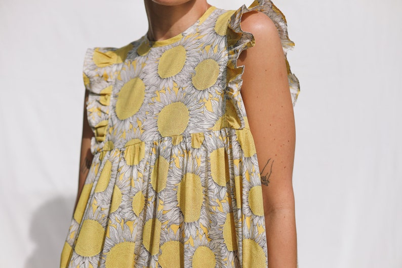 Ärmelloses A-Linie elegantes seidiges Baumwollkleid SUNSHINE OFFON CLOTHING Bild 3
