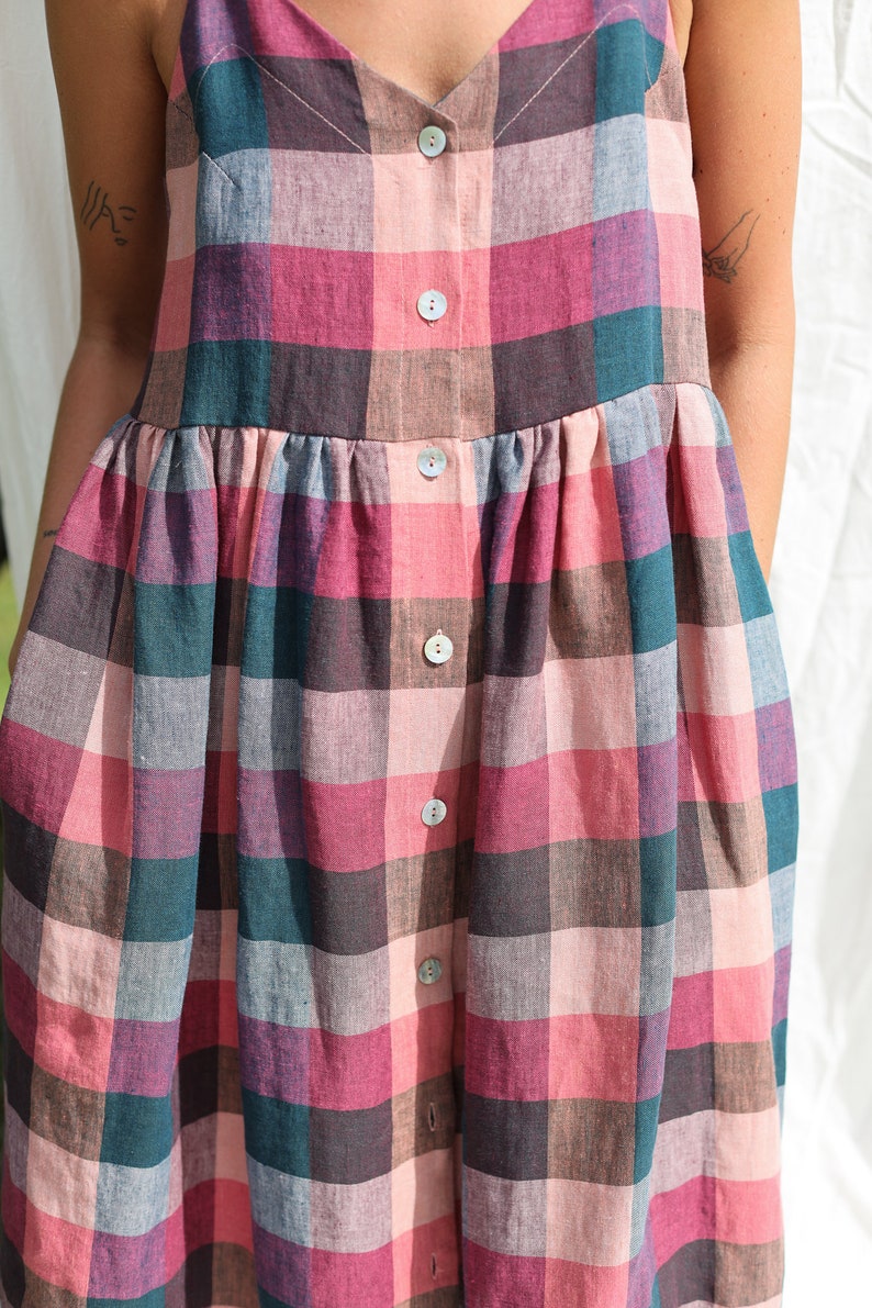 Adjustable straps checks linen dress ELOISE / OFFON Clothing image 5