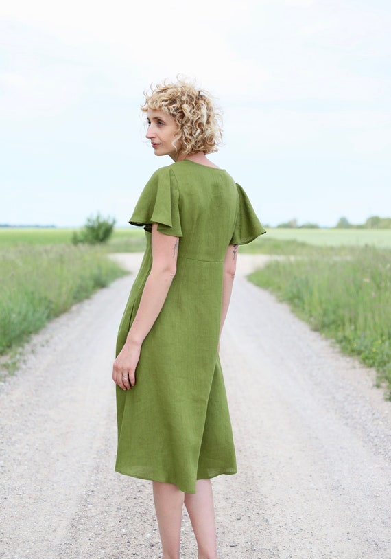Linnen jurk met franjemouwen in mosgroene kleur / OFFON - België