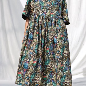 Lockeres Wickelkleid im exclusiven Print SONNY JAMES/OFFON Clothing Bild 8