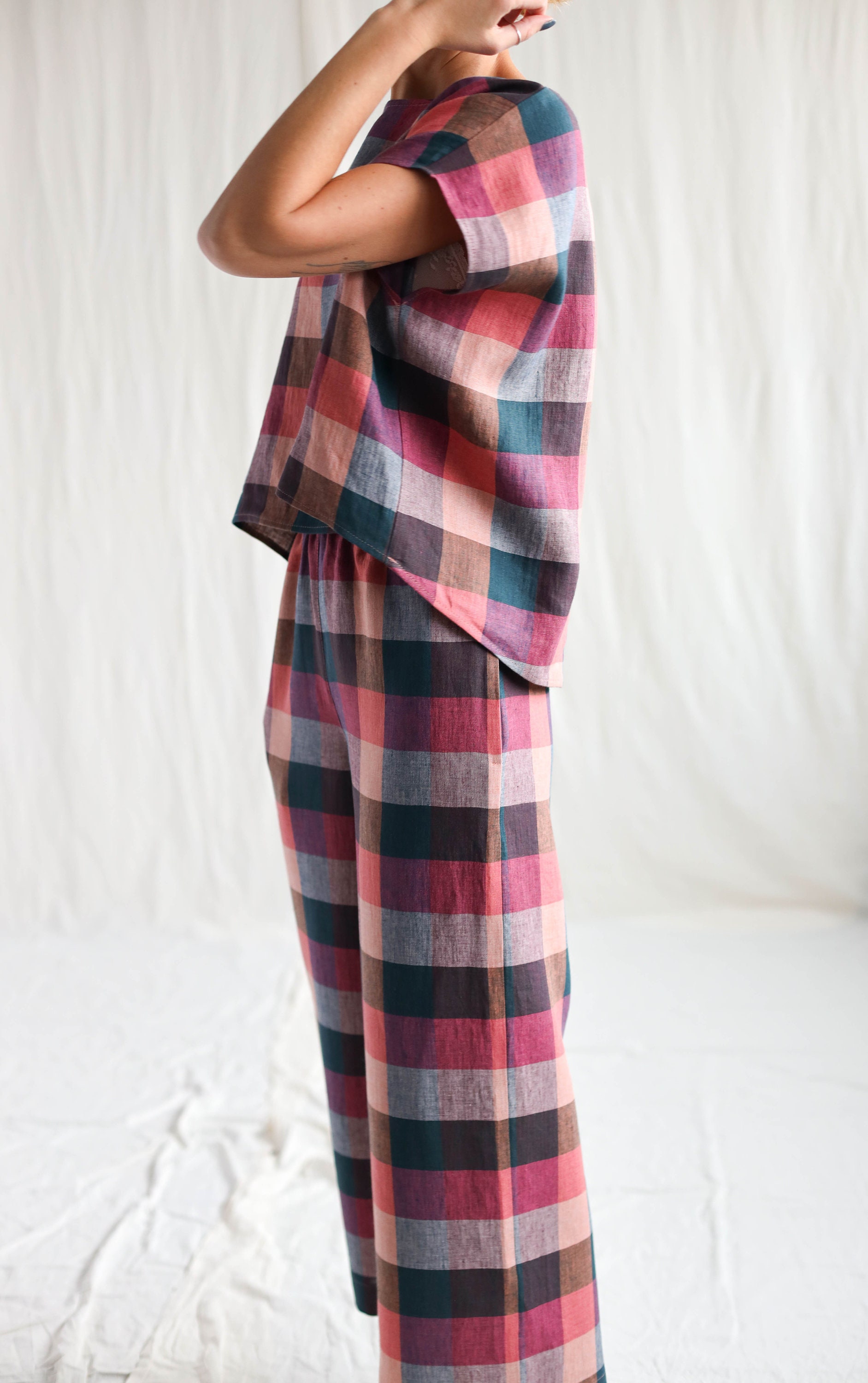 【SATIIIZ】Croon Oversized Fit Linen Checkered Shirt SATIIIZ】Croon Oversized Fit Linen Checkered Shirt