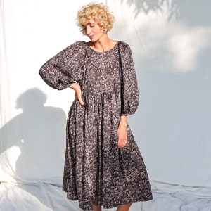 Reversible oversized vintage chain print dress FOREVER HEIRLOOM OFFON Clothing image 7