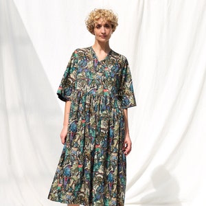 Loose wrap dress in exclusive print SONNY JAMES / OFFON Clothing zdjęcie 2