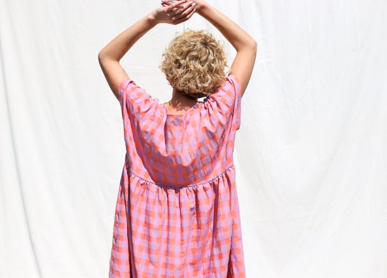Übergroßes Seersucker-Karokleid SILVINA OFFON CLOTHING Bild 6