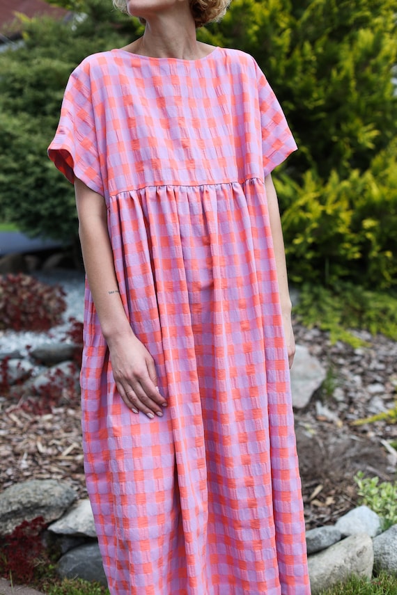Oversized Seersucker Checks Dress SILVINA • OFFON CLOTHING Oversized Seersucker Checks Dress SILVINA • OFFON CLOTHING