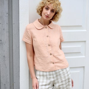 Linen short sleeve shirts in almost apricot / OFFON CLOTHING image 4