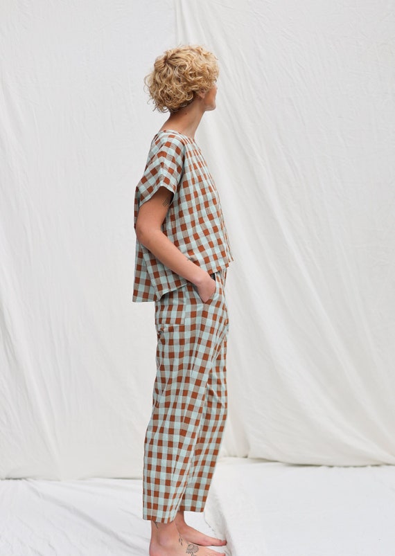 Boxy seersucker checks tapered leg trousers • OFFON CLOTHING