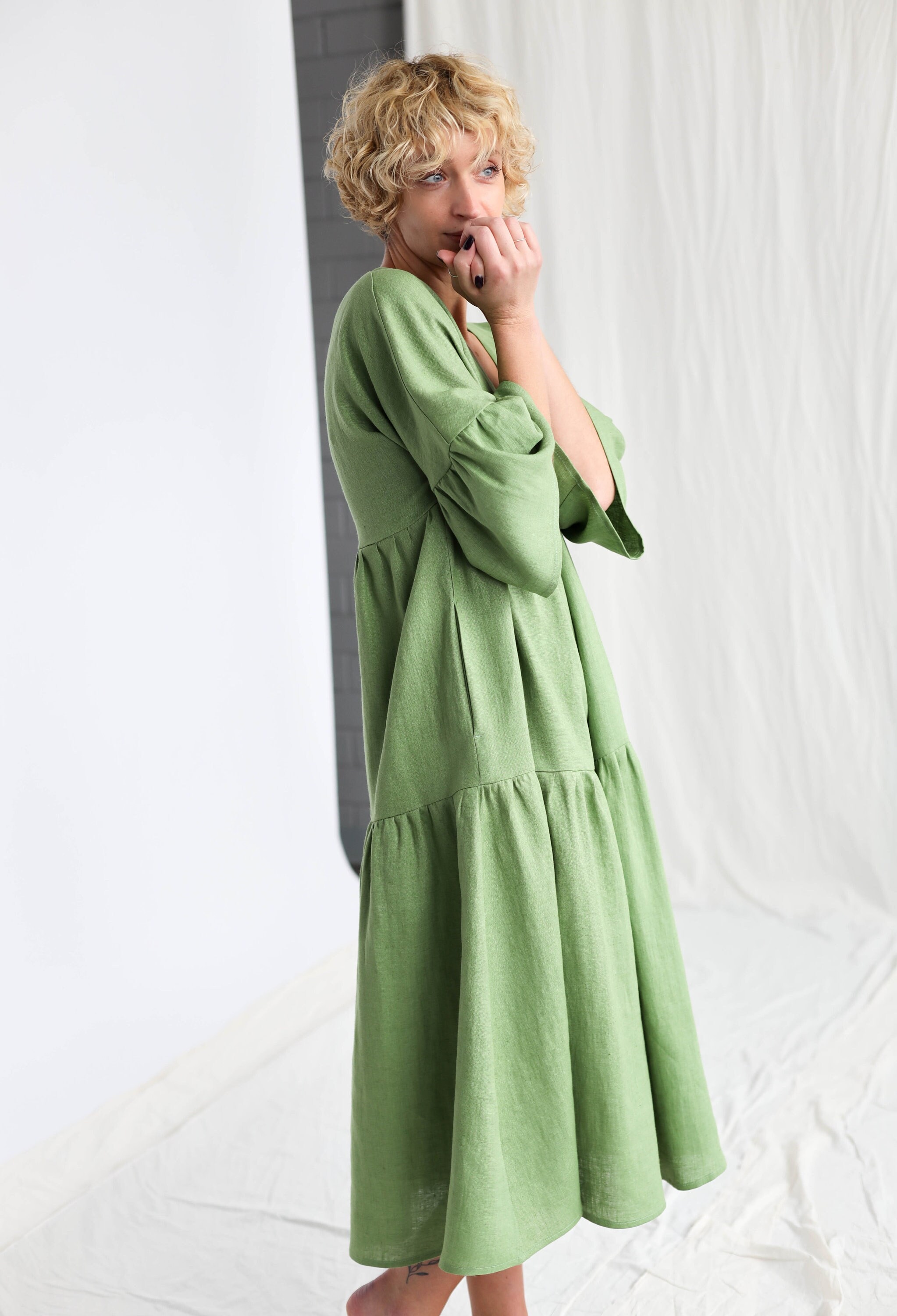 Foliage linen tiered dress ADELE OFFON CLOTHING - Etsy 日本