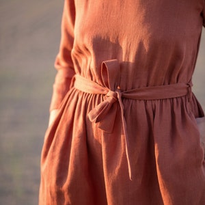 Linen midi dress in redwood Linen dress with a tie belt / OFFON CLOTHING image 4