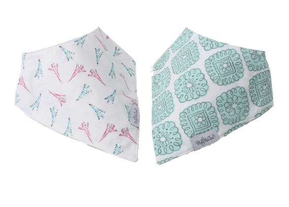 close baby bibs