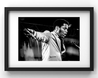 Vintage Trouble - Photo de concert en noir et blanc à Paris. Décoration de maison et appartement, à encadrer pour soi même ou en cadeau.