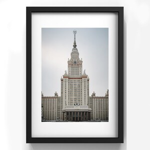 Photographie couleur de l'Université d'État de Moscou en Hiver Tirage sur Papier Lustré image 8