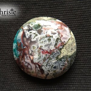 Cabochon de calcédoine en cuivre de forme arrondie, 22,1 x 22,8 x 6,1 mm (CCC22 OCT002)