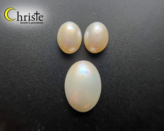 White Oval Mabe Pearl Cabochon SG1 3pcs - pair 8.5 x 10.6-10.9 x 4.5-4.6mm & 1pc 13x17.6x5.4mm (MB23 JUL002)