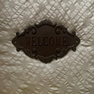 Black Cast Iron Wall Plaque Entry Hanging “WELCOME” Country Farmhouse 11 X 8.5