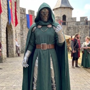 Doctor Doom Cosplay Costume Marvel Villain Avengers Doomsday Green Hooded Cloak Halloween Comic Con