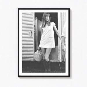 Ikonisk fotoposter med klänning från en modell, vintagefotografi, retrokonstfotografi, svartvit elegant glamourväggkonst för henne