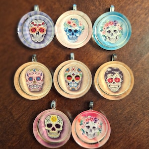 Sugar Skull Halloween Gothic Harz Halskette