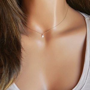 Collier pendentif petite croix, cadeau foi, collier minimaliste de tous les jours en argent sterling, remplissage d'or 14 carats ou or rose