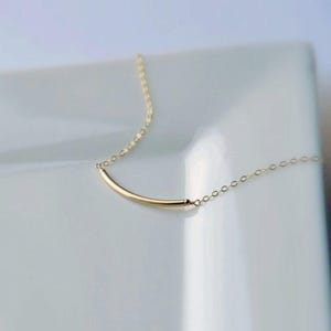 Dainty Curved Tube Bar Necklace, Minimalist Everyday Necklace, Delicate Choker, Layering Necklace, 14k Gold Fill, Sterling Silver