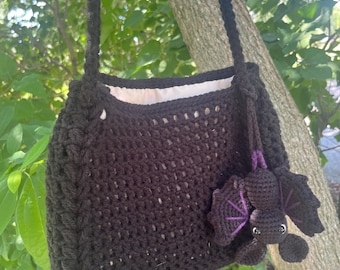 Schwarze Fledermaus-Häkelhandtasche