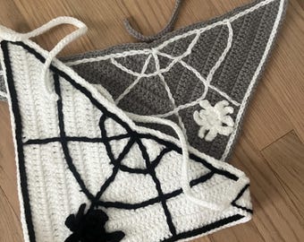 Haarbandana mit Spinnennetz-Häkelmuster