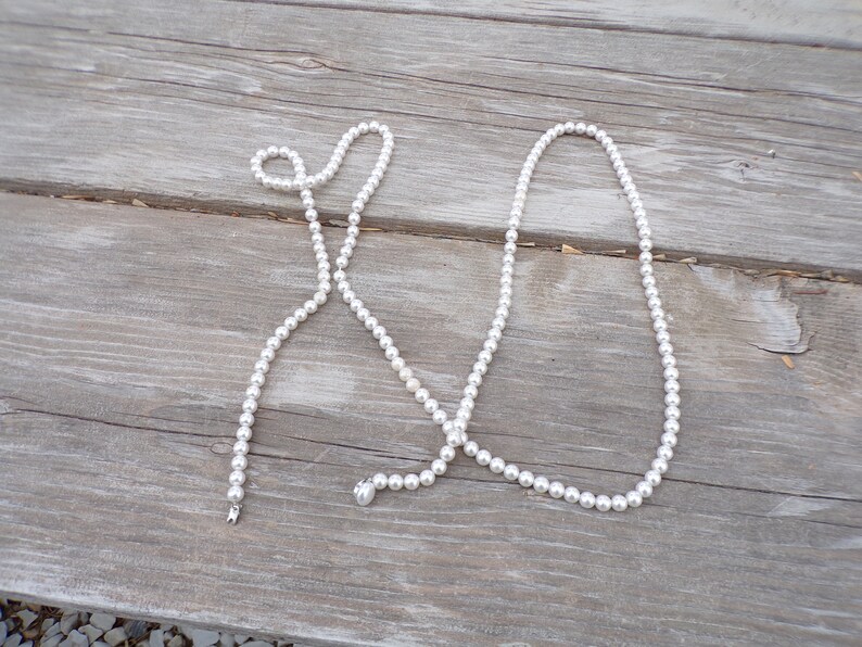 Long White Beaded Necklace, Vtg Bead Necklace, Vtg Jewelry, Women's Jewelry Gift Prop Memories Daysgonebytreasures *y image 3