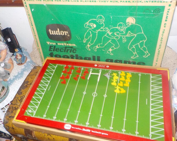 Tudor Electric Football Game 500, Electronic Game, Vibrating Football