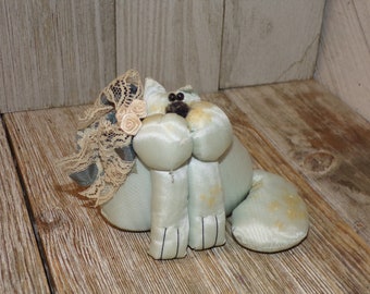 Pincushion, Cat Pincushion  Sewing, Cat, Kitten, Farmhouse, VINTAGE, Memories, Gift, Prop, Daysgonebytreasures *y