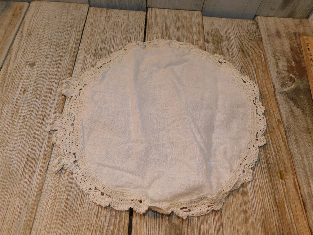 Vintage White Dollie, Vintage Table Mat, Vintage Table Cover, Shelf