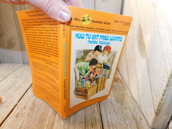 Vtg Book How to Eat Fried Worms By Thomas Rockwell A Dell - Etsy México