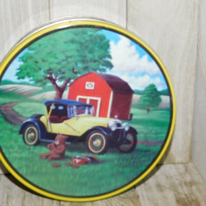 Tin Can with Bear and Barn Tin Can, Round Tin Can, Old Car, Vintage Tin Can, Vintage Home Decor, Memories, Daysgonebytreasures *
